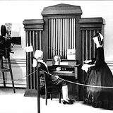 Denkmalgeschützte Kinoorgel aus einem Wiener Neustädter Kino, später in der Kirche in Pottendorf bei Landegg in Verwendung (1920er Jahre)