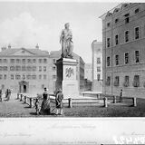 Denkmal auf dem Mozartplatz in Salzburg, Stich von C. Huber nach einer Zeichnung von Johann Fischbach