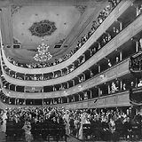 Gustav Klimt, Altes Burgtheater, 1888