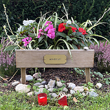 Ehrengrab am Wiener Zentralfriedhof von Arik Brauer
