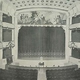 Innenansicht vom Zuschauerraum zur Bühne (Der Bautechniker 26 [1906], Beilage)