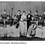 Damenorchester Messerschmidt-Grünner (Wr. Volkskunst-Almanach, 1926, 98)