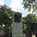 Ehrenhalber gewidmetes Grab am Wiener Zentralfriedhof (Wien XI)