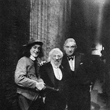 UA der „Alt-Wiener Operette" Die Rakete (O, du lieber Augustin) am Innsbrucker Stadttheater am 23.12.1932 (Wiener Bilder 1.1.1933, 19)