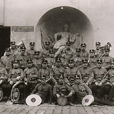 Wiener Feuerwehrmusikkapelle im Hof des Hauses Am Hof 10 (Wien I), um 1925