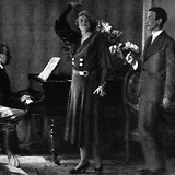 Toni Birkmeyer (r.) bei einer Probe zu Giuditta von F. Léhar, mit M. Jeritza in der Titelpartie (Wiener Bilder 12.2.1933, 11 [r.])
