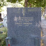 Grab am Friedhof Hietzing