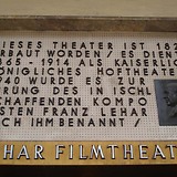 Gedenktafel am Lehar Filmtheater in Bad Ischl