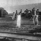 Die Tanzgruppe Hellerau-Laxenburg bei den Festspielen in Syrakus mit Sophoklesʼ Trachinierinnen (Wiener Bilder 21.5.1933, 10)