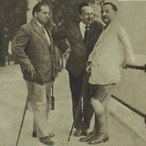 Von links nach rechts: Theodor Waldau, Wilhelm Lichtenberg und Leo Ascher im Sommer 1929 in Bad Ischl (Die Bühne 6/252 [1929], 12)