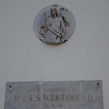 Gedenktafel für Pius Widerhofer am Gemeindeamt von Seckau