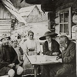 Viktor Zack (rechts) während der Feldforschung